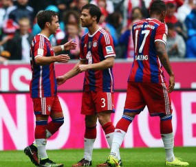 开云体育下载-赛道上的永恒瞬间，巴雷拉在F1新赛季揭幕战之夜完成里程碑