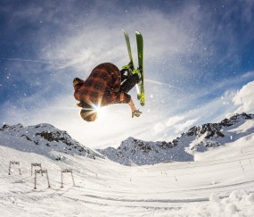 开云体育app-欧冠决赛之夜，哈兰德完美演绎何为终结者