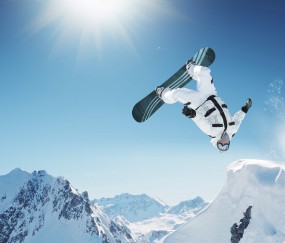 开云体育登录-开拓者稳稳拿下上海队，伦纳德成为关键先生