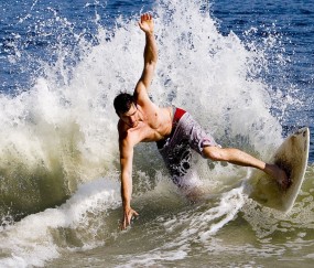 开云APP-皮克扛起全队，丹麦完胜哥伦比亚，一场战术与意志的完美胜利