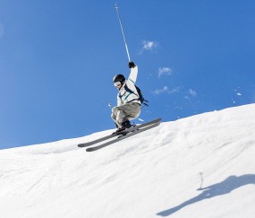 开云体育官网-切特爆发背后的战术密码，尼克斯如何用体系压制上海队