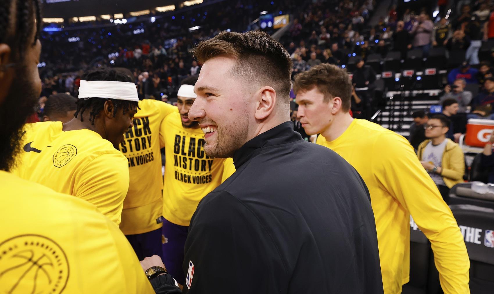 灰熊逆转公牛,易建联带队取胜 灰熊逆转公牛,易建联带队取胜