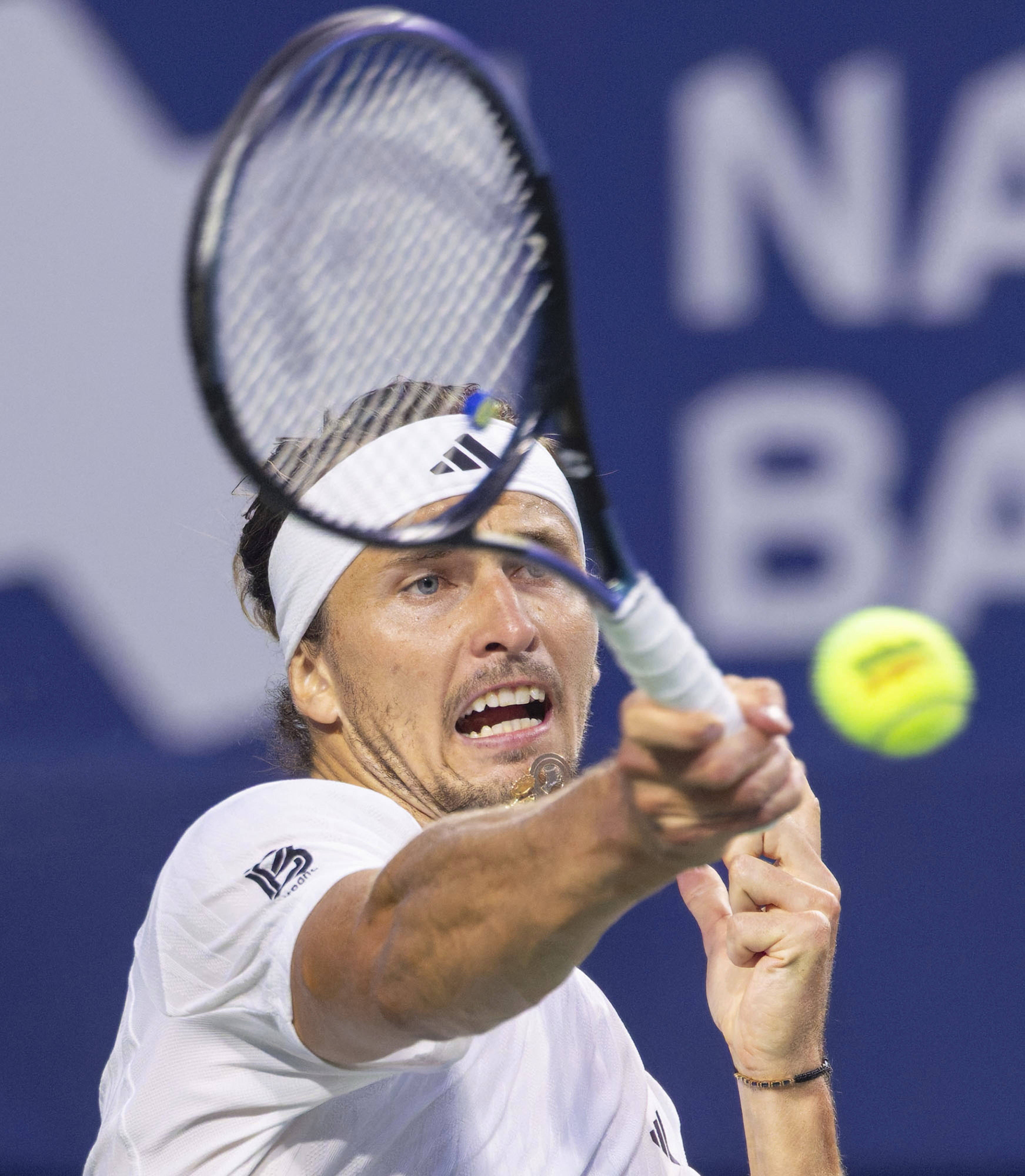 英国网球队血洗意大利网球队，兹维列夫高光表现