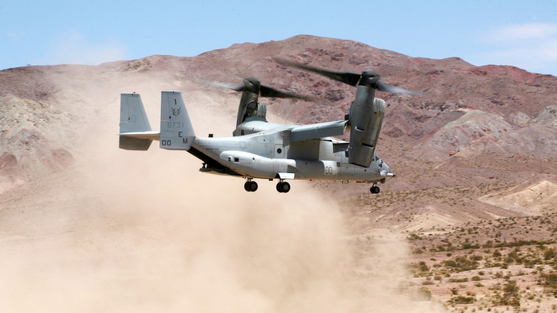 北京队对阵勇士，爱德华兹完成里程碑，一场跨越篮球文化的对话