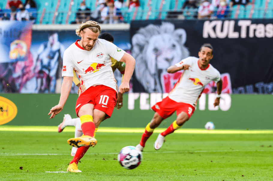 莱比锡红牛再次展现强大实力，赢得胜利