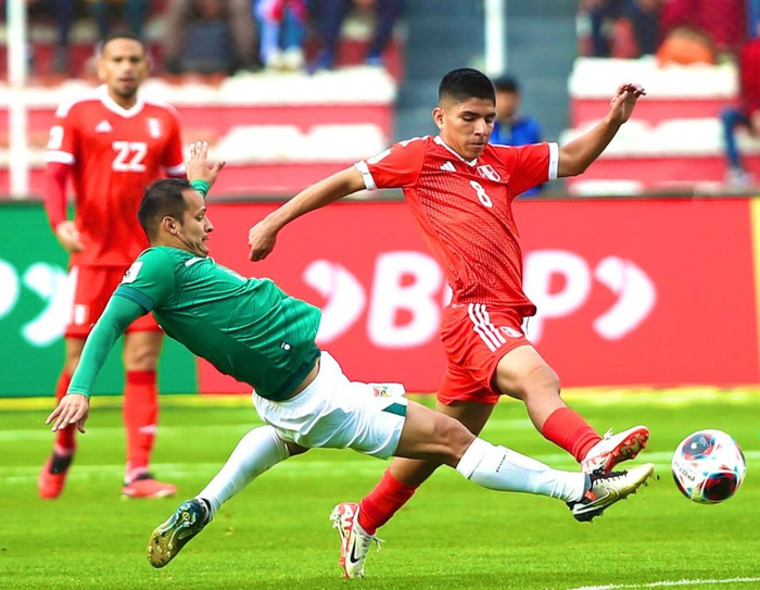 丹麦绝杀哥伦比亚，马丁内利点燃赛场