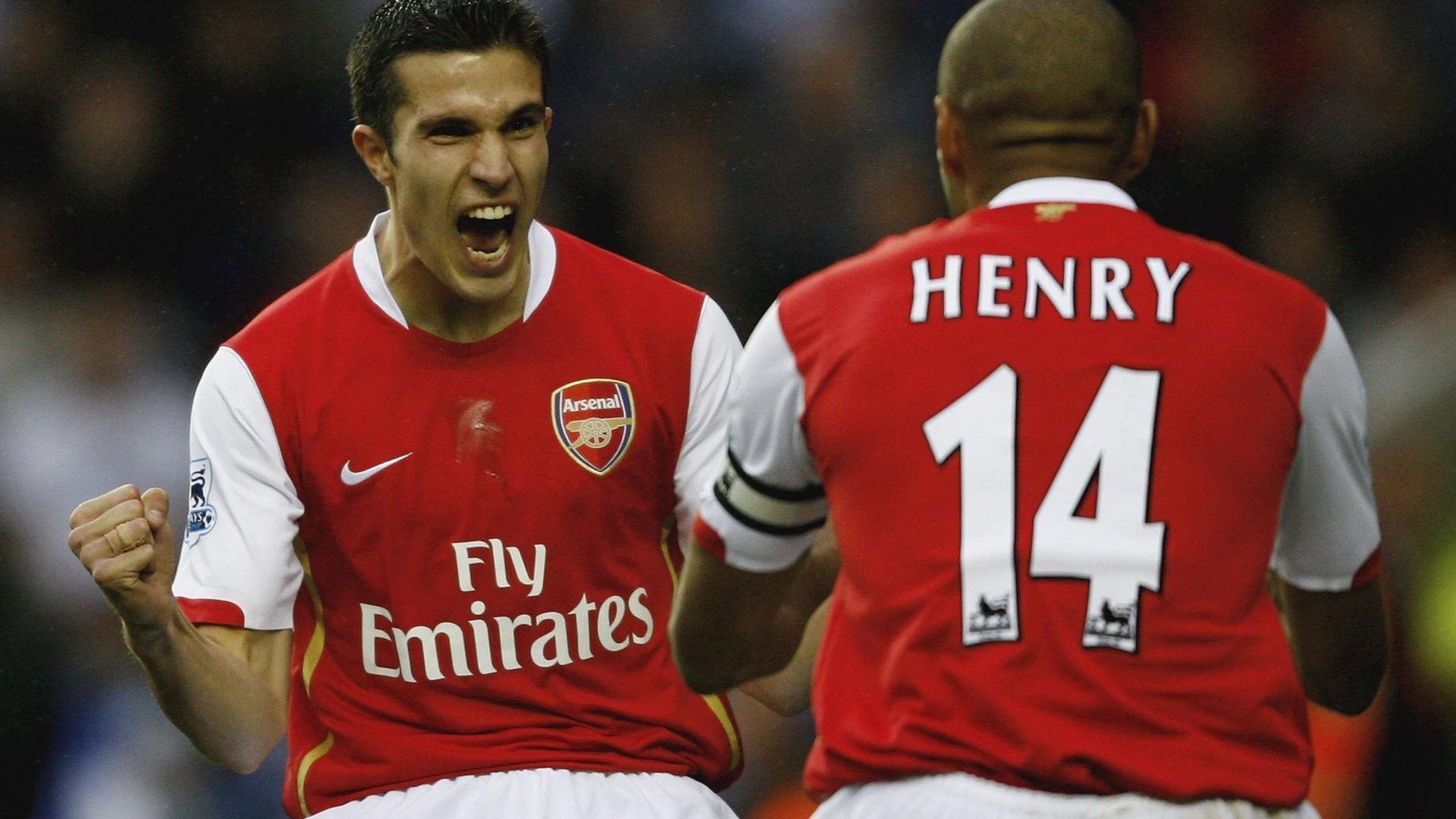 英超争冠之夜,班凯罗稳定输出不掉线,书写传奇新篇章